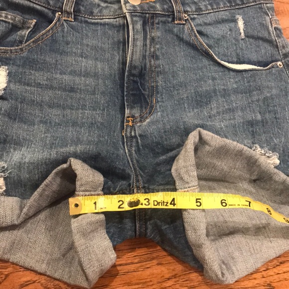 H&M’s Size 6 Jean Shorts!!!!! - Picture 5 of 5